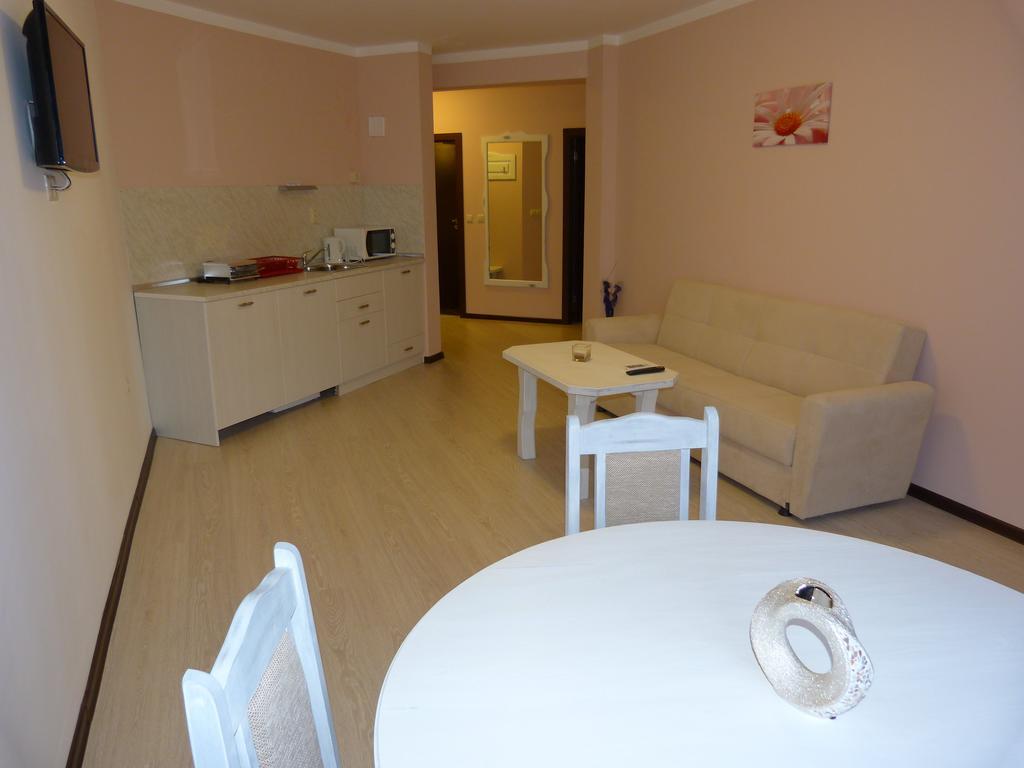 Toma'S Residence - Front Beach Zarewo Zimmer foto