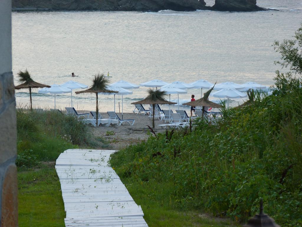 Toma'S Residence - Front Beach Zarewo Exterior foto